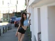 LikePurpleSnow - Ich bin ein süßes, hübsches Mädchen, ich schaue gerne Cartoons und spiele mit Jungs :)