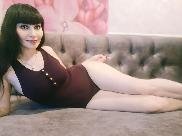 Arrianna - Hallo, in meiner Show habe ich viel Unterwäsche, verschiedene Absätze, Spielzeuge, Schulmädchenuniformen. Ich ziehe mich aus, spiele mit mir selbst, mastu**iere mit einem Spielzeug und komme mit dir.