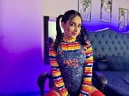 ErikaCarter - Ich bin Erika ? deine süße Versuchung mit einer frechen Seite ? Ich wirke vielleicht schüchtern, aber sobald du mir näher kommst, bin ich deine wildeste Fantasie. Ich liebe es zu verführen, zu verwöhnen und dir das Gefühl zu geben, der Einzige zu sein.