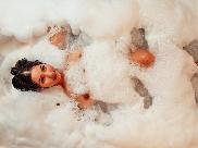 BridgetteBri - Hallo Schatz, ich bin Bridgette Bri,



Ich definiere mich als eine strahlende Person, voller Energie und viel Fantasie, ich liebe es auch, jeden Tag zu ficken, zu spritzen, einen starken Orgasmus zu haben, der mir die Knie fallen lassen kann, ich habe großen Appetit und Träume, die ich hoffentlich te