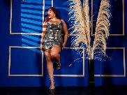 CynthiaDesire - Hallo Liebling, ich bin Cynthia Desire und möchte dich zu meiner Show voller Lust und Spaß einladen. Ich habe viele Auftritte, die ich dir zeigen möchte. Mithilfe meines sinnlichen Körpers weiß ich, dass ich dich deine Fantasien wahr machen kann. Ich werde auf dich warten :)