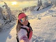 KatyStar - Bin eine ganz normale, natürliche MILF und liebe Sex und Erotik vor der Webcam. Ich stehe auf FKK-Strände, Swingerpartys, Sport und alles, was das Leben schön und unterhaltsam macht. Ich treffe gerne nette, entspannte Menschen ? jüngere Männer, ältere Männer und bisexuelle Frauen.